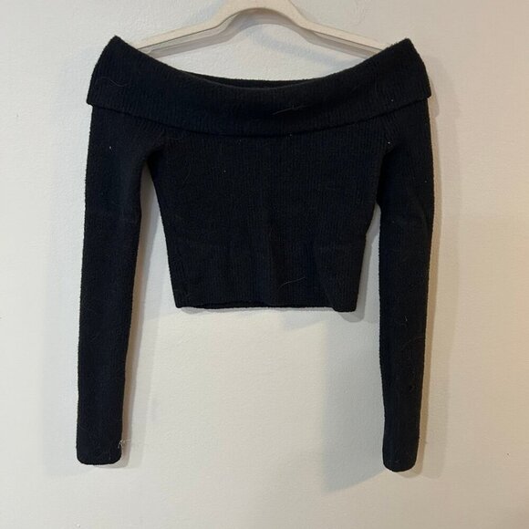American Eagle Off The Shoulder Long Sleeve Black Cozy Sweater Size Medium - Picture 2 of 6